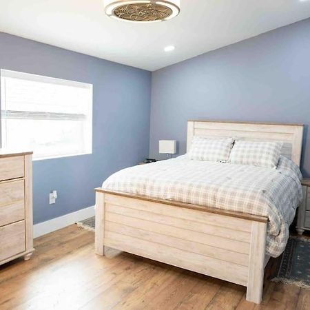 Tampa Bay Oasis Apartment Тарпон Спрингс Екстериор снимка