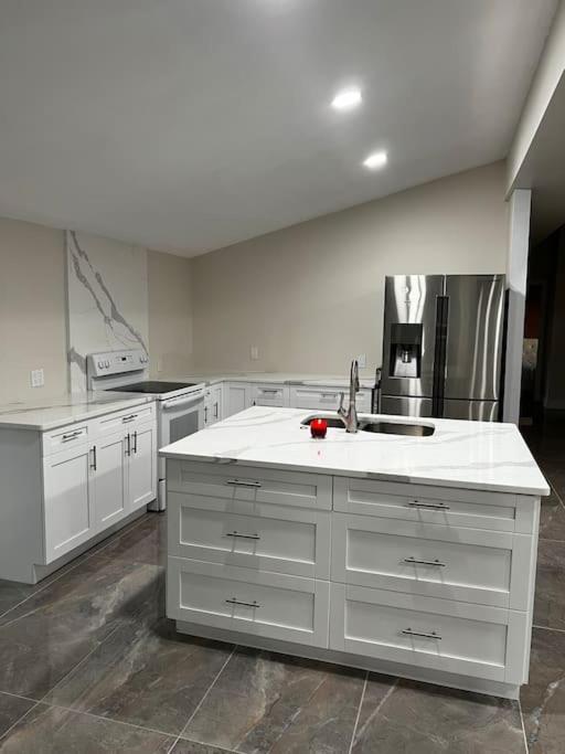 Tampa Bay Oasis Apartment Тарпон Спрингс Екстериор снимка