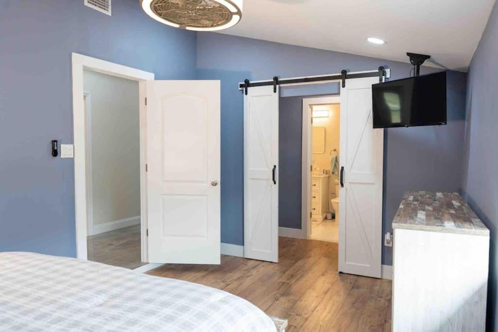 Tampa Bay Oasis Apartment Тарпон Спрингс Екстериор снимка