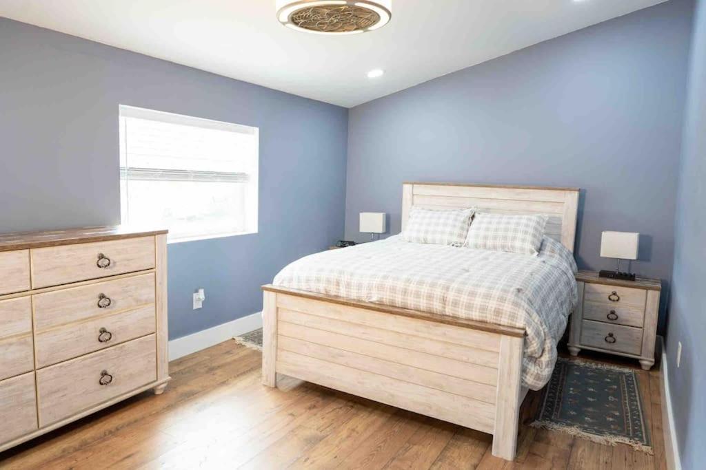 Tampa Bay Oasis Apartment Тарпон Спрингс Екстериор снимка